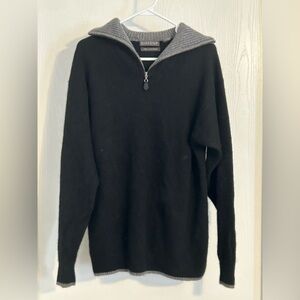 GIASONE Black and Gray Men's Zip-Up Sweater